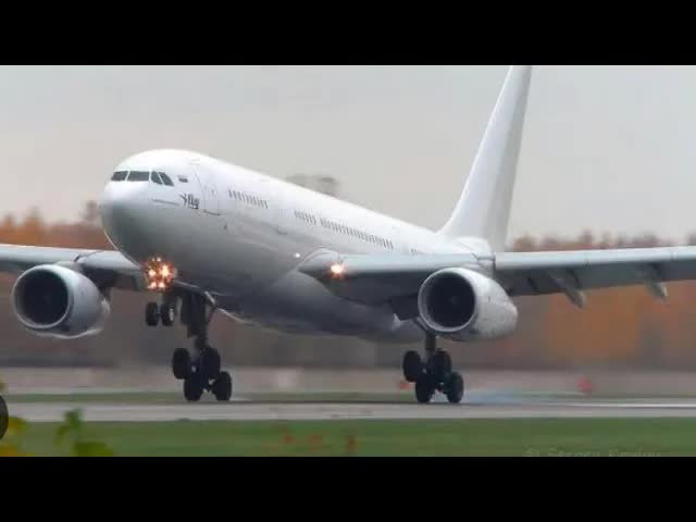Eleven Incredible Planes ✈️ smooth landings (butter) Phuket Thailand ,A350 /A330/ Boeing 777