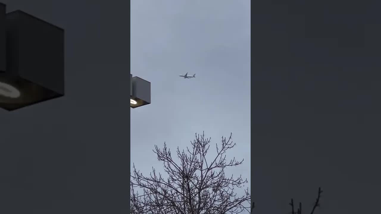 Working in Paris today , little Air France Airbus A220-300 leaving Pairs #avaition #airbus