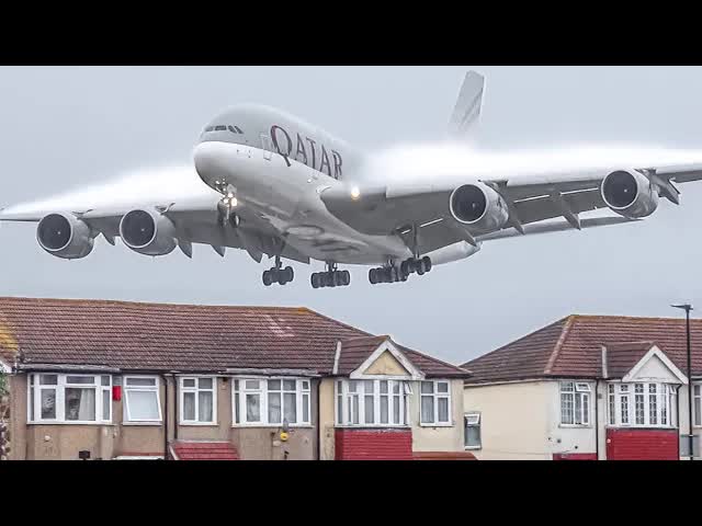 Monsters of the sky . Myrtle Avenue / London heathrow planes