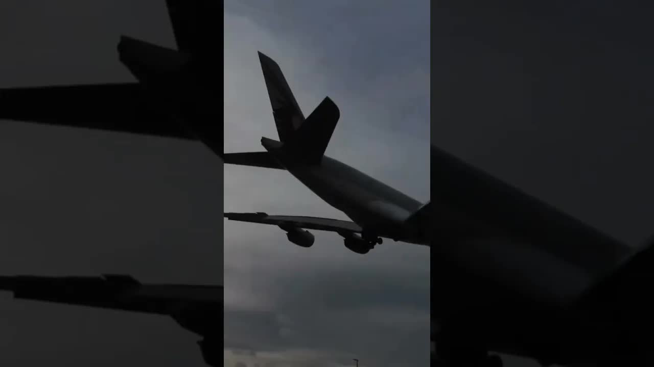 Qatar Airbus A380 #heathrow #planespotting #avaition