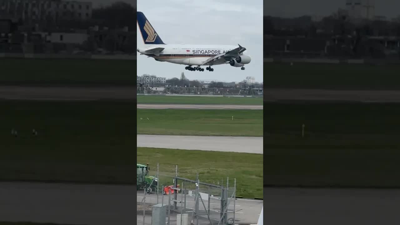 The Beast of the Sky . Singapore Airlines A380 London Heathrow #avaition #planespotting #airbus
