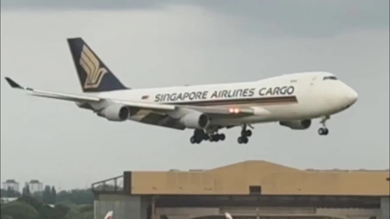 Best place in the Uk for plane-spotting , A380’s and 747’s 🇬🇧🛬✈️