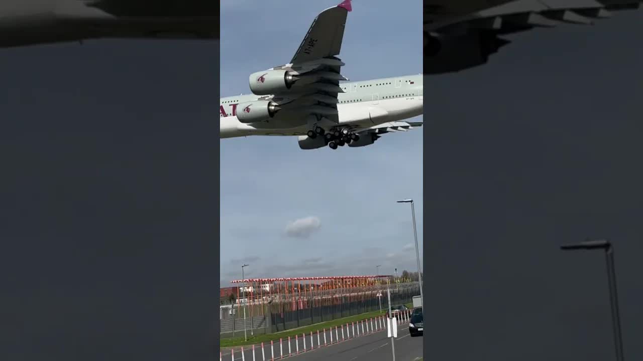 Qatar Airways A380 Landing in to London Heathrow #aviation #airbus #planespotting