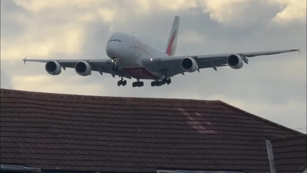 Heavy Morning Arrivals London Heathrow 6am ✈️🇬🇧