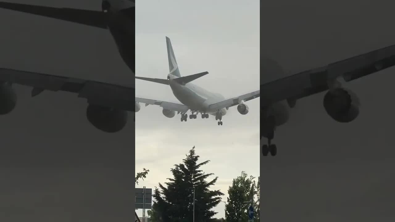 Cathy Pacific Boeing 747 #aviation #heathrow #b747